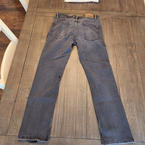 Volcom modern straight dark wash jeans Size 32 - Picture 2 of 7